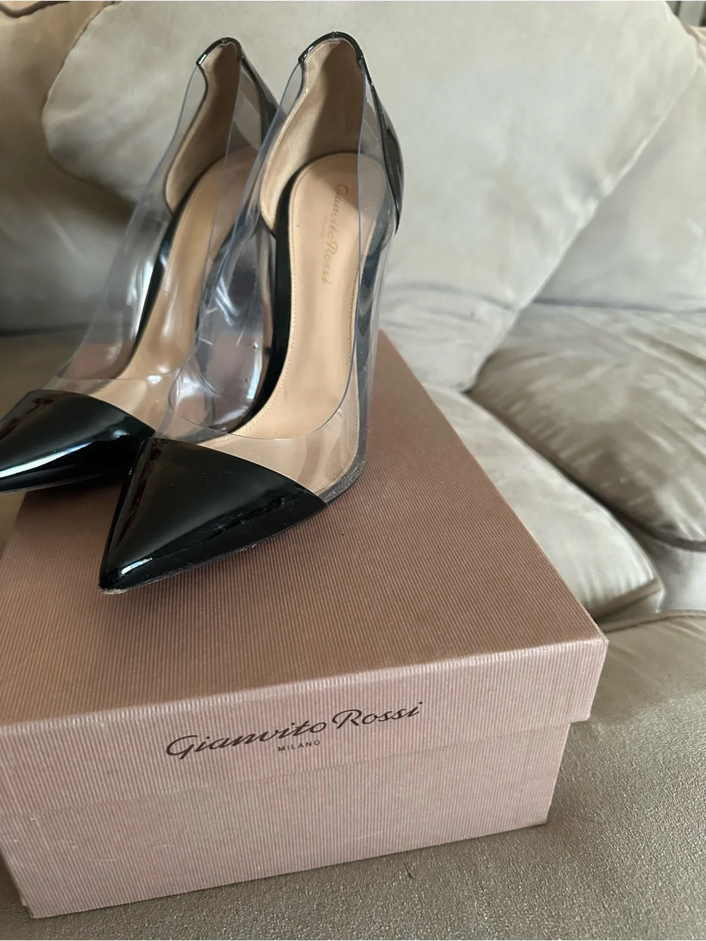 Gianvito Rossi “Plexi” Black Patent Pointed PVC Pump - Picture 2 of 9